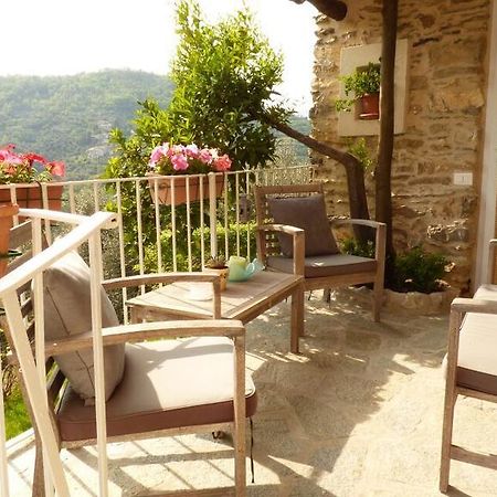 Casa Vacanze Sole Borghetto d'Arroscia Екстериор снимка
