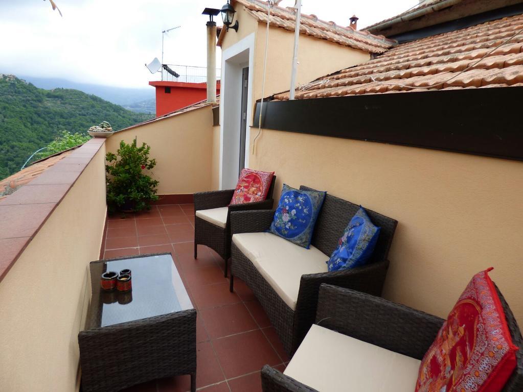 Casa Vacanze Sole Borghetto d'Arroscia Екстериор снимка